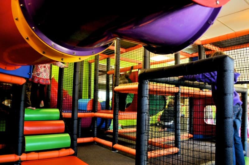 Green Monkeys Play Cafe