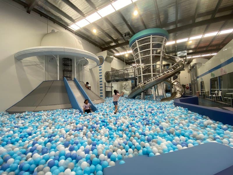 Landing Playcentre Ravenhall