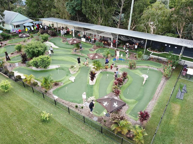 Mt Gravatt Mini Golf & Foot Golf