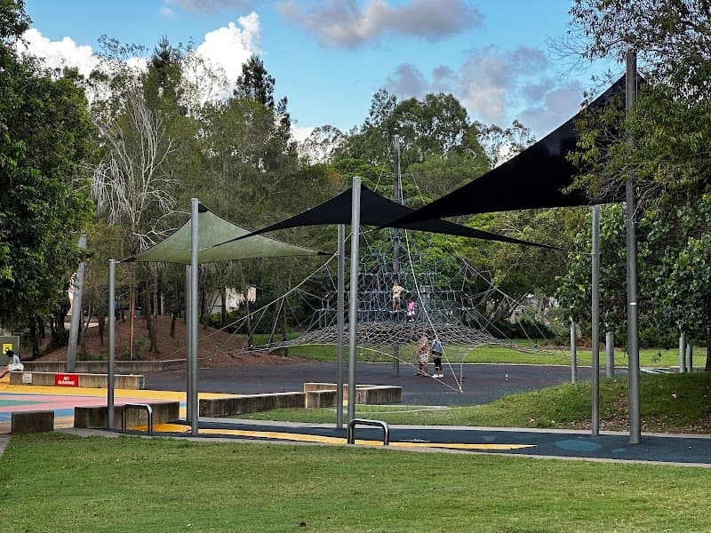 Rocks Riverside Park