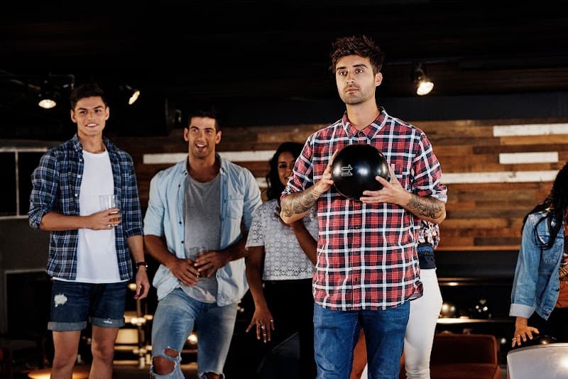 Strike Bowling Glen Waverley