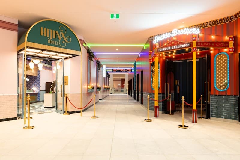 Strike Bowling Rundle Place