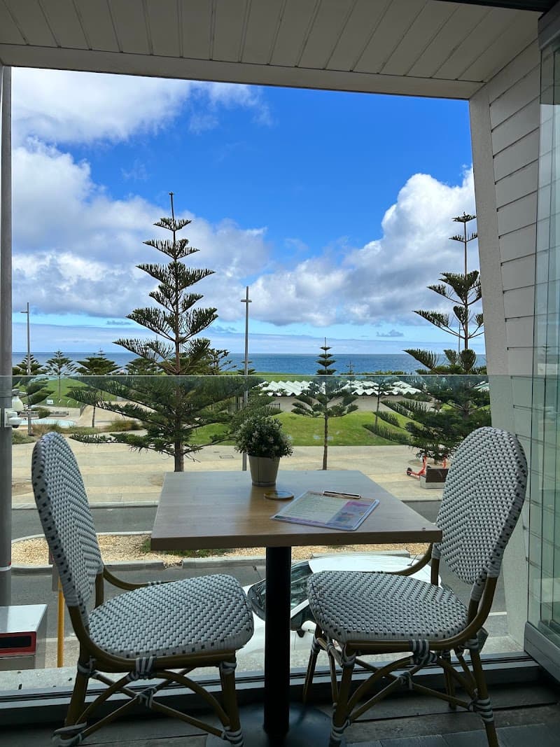 The Lookout Bar Bowling Bites