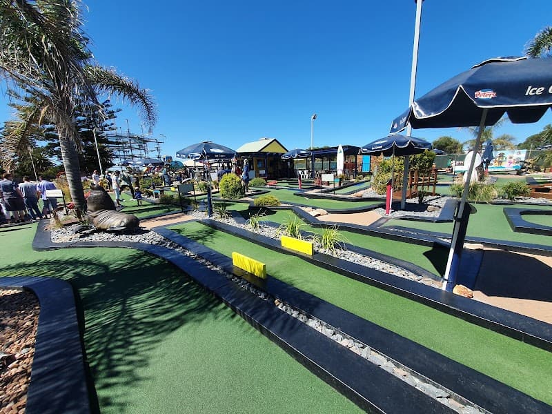 West Beach Mini Golf